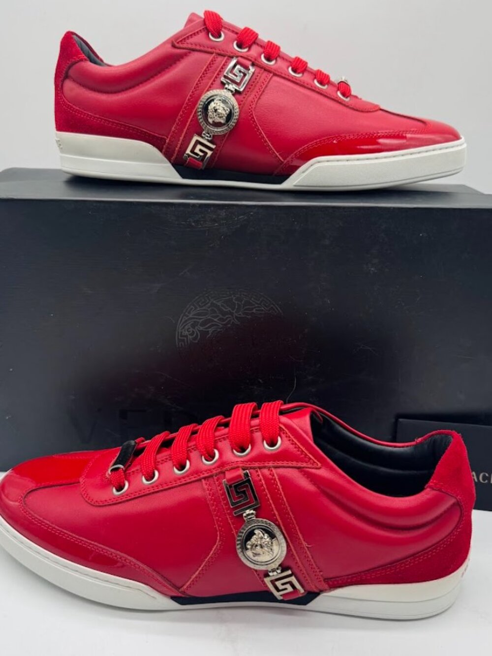 Versace Red Leather Medusa Low Top Sneakers Size 39 EU Men's‎ Casual Shoes